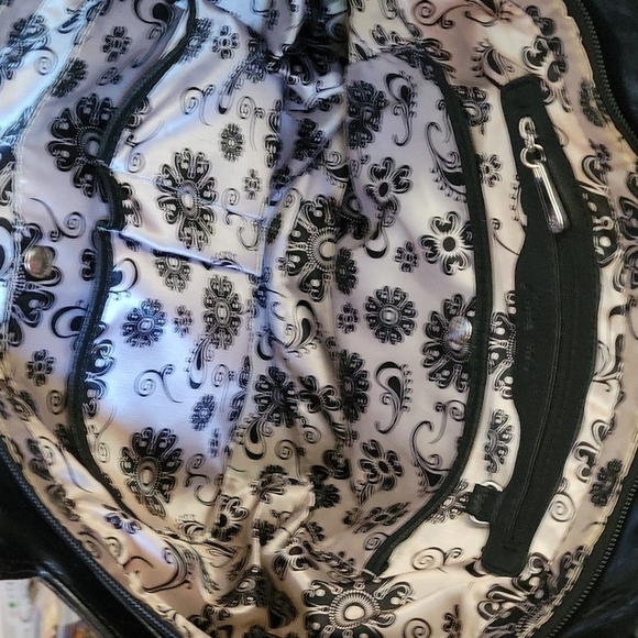 GRACE ADELE Black Patent Faux Leather Carryall Tote Sadie Shoulder Nappy Bag - Picture 5 of 10